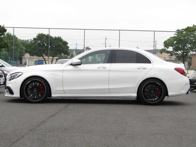 MERCEDES AMG C-CLASS 60