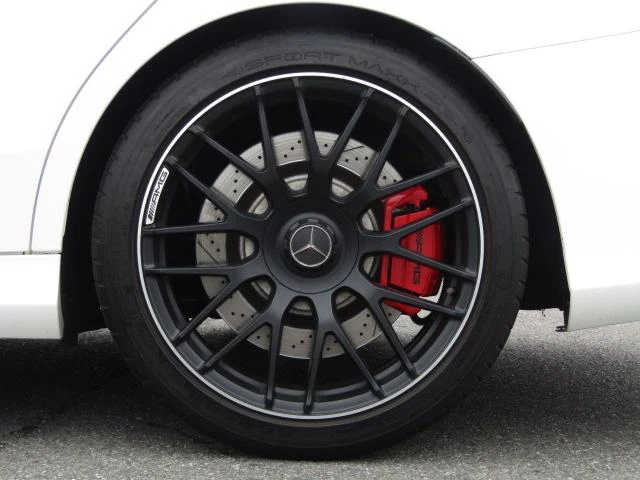 MERCEDES AMG C-CLASS 18
