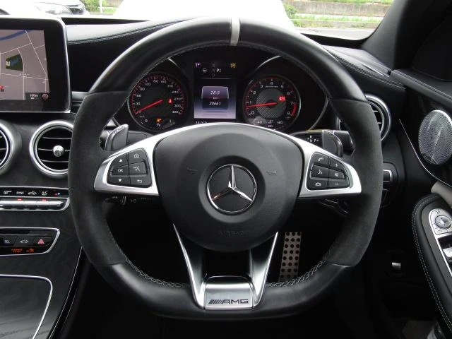 MERCEDES AMG C-CLASS 4