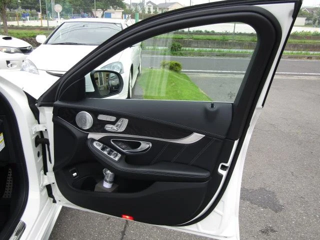 MERCEDES AMG C-CLASS 71