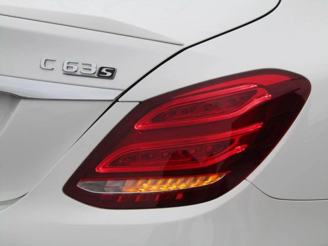 MERCEDES AMG C-CLASS 41
