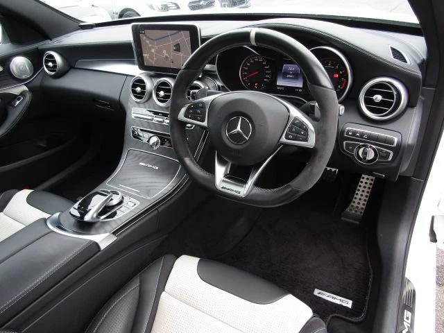 MERCEDES AMG C-CLASS 25
