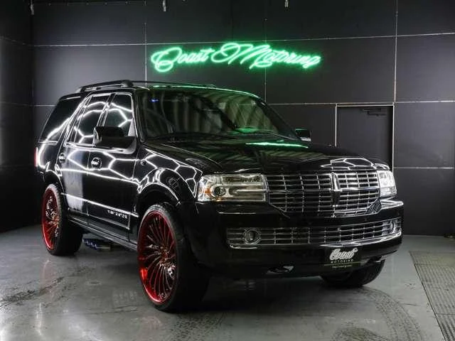 Lincoln NAVIGATOR 32