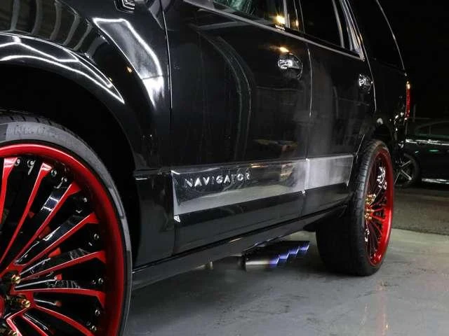 Lincoln NAVIGATOR 29