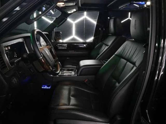 Lincoln NAVIGATOR 16