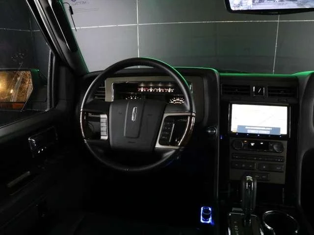 Lincoln NAVIGATOR 13