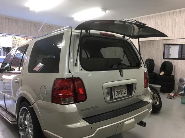 Lincoln NAVIGATOR 14