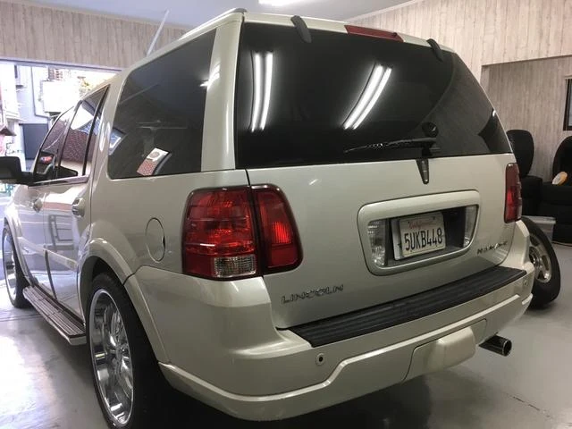 Lincoln NAVIGATOR 13