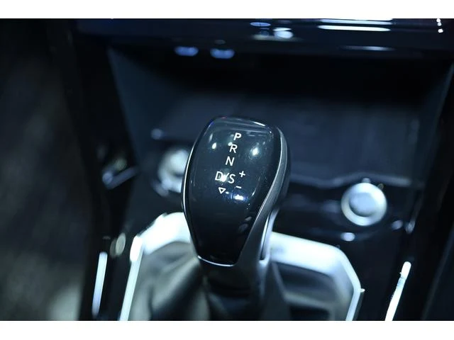 Volkswagen T-ROC 38