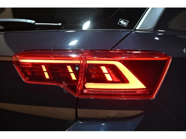 Volkswagen T-ROC 54