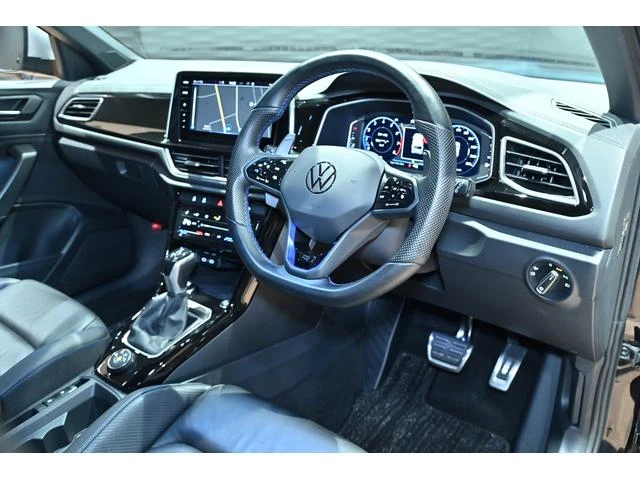 Volkswagen T-ROC 13