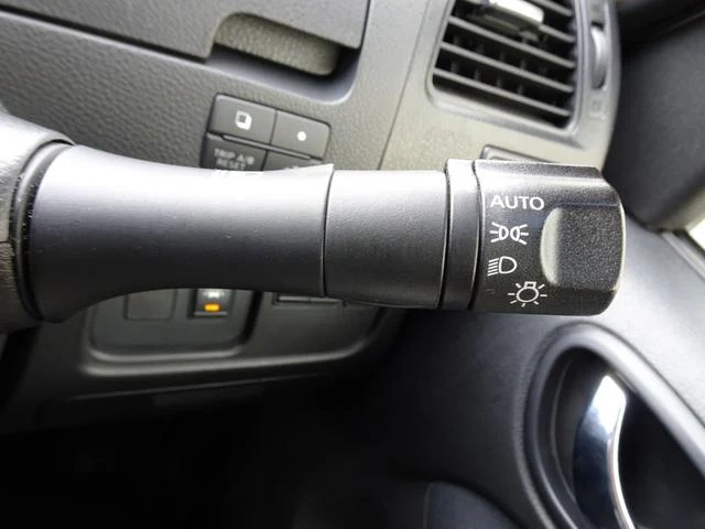 Nissan SERENA 41