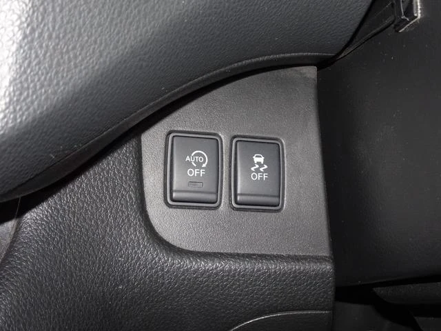 Nissan SERENA 37