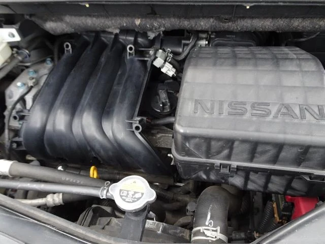 Nissan SERENA 51