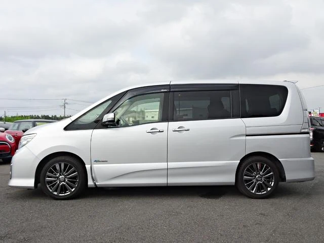 Nissan SERENA 53