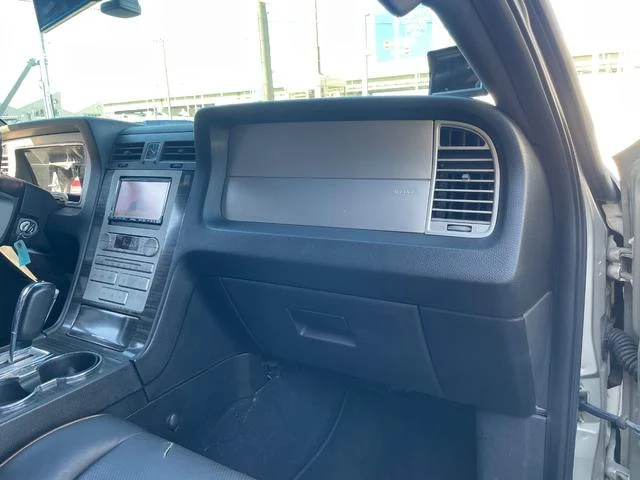 Lincoln NAVIGATOR 50