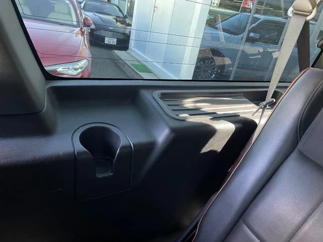 Lincoln NAVIGATOR 53