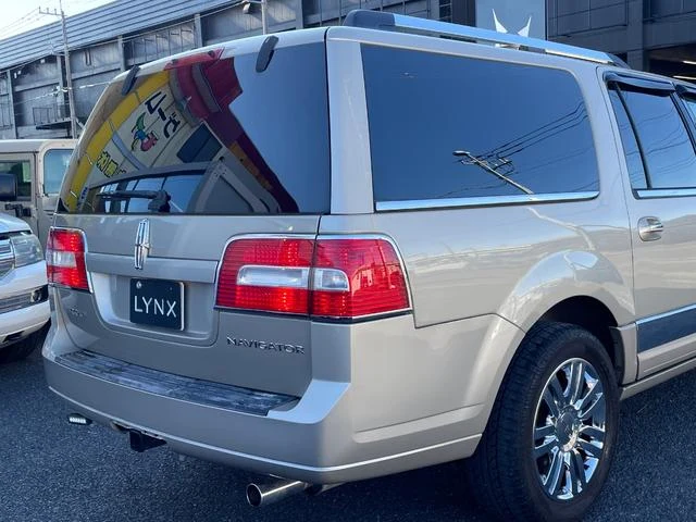 Lincoln NAVIGATOR 64