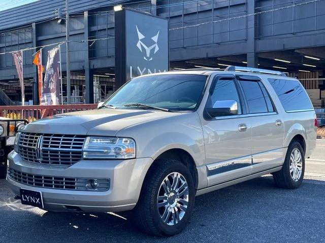 Lincoln NAVIGATOR 8
