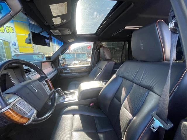 Lincoln NAVIGATOR 29