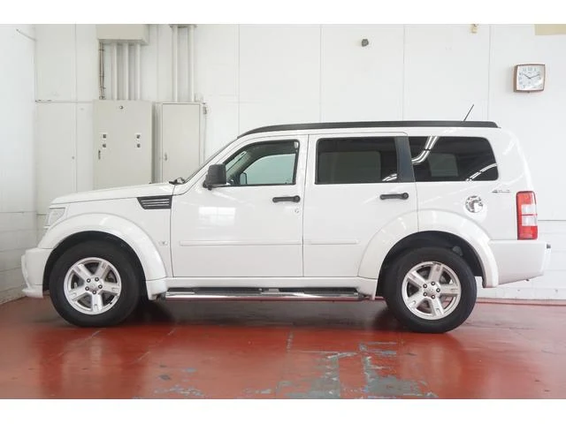 Dodge NITRO 7