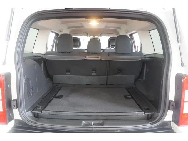 Dodge NITRO 27