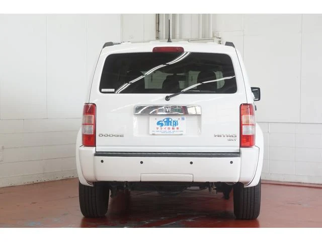 Dodge NITRO 5