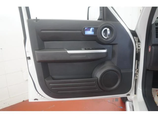 Dodge NITRO 24
