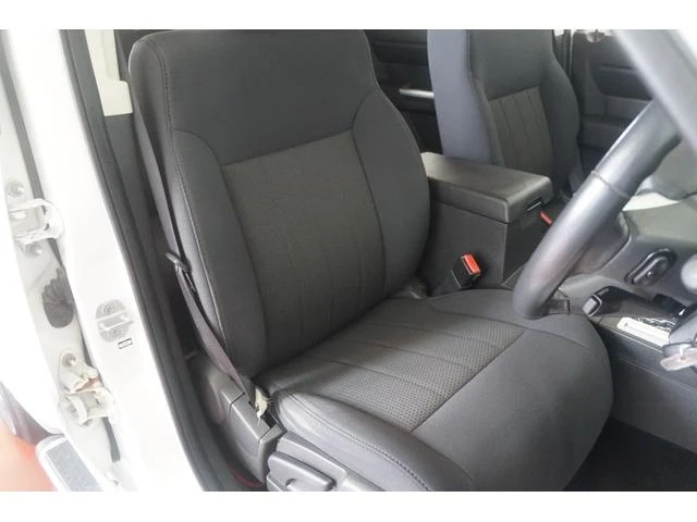 Dodge NITRO 21