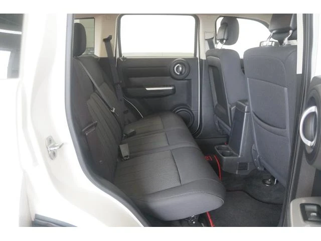 Dodge NITRO 22