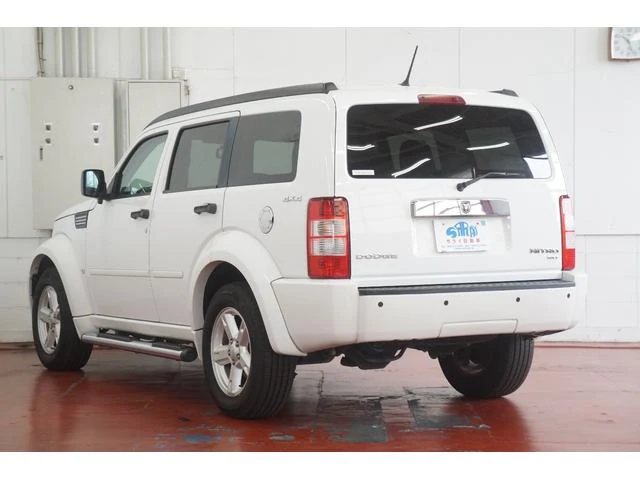 Dodge NITRO 6