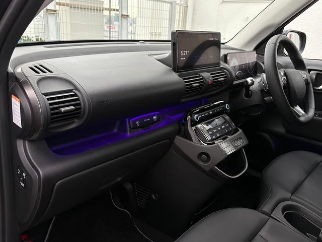 Hyundai INSTER 44