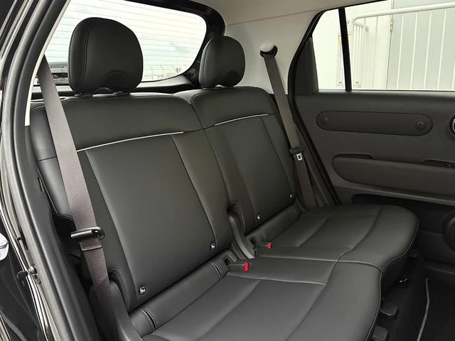 Hyundai INSTER 56