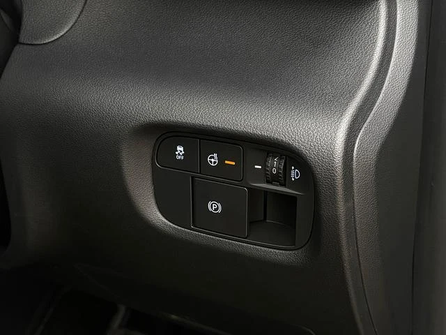Hyundai INSTER 62