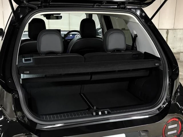 Hyundai INSTER 30
