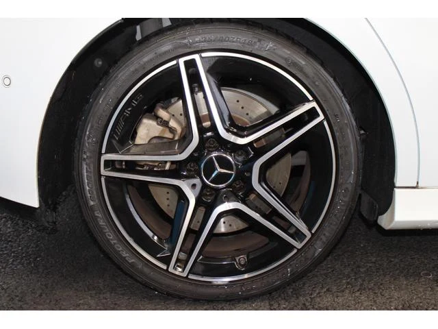 MERCEDES AMG A-CLASS 25