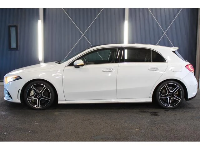 MERCEDES AMG A-CLASS 24