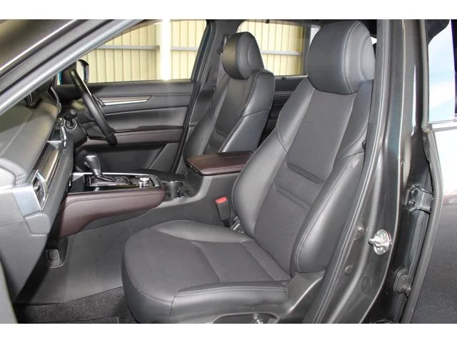 Mazda CX-8 48
