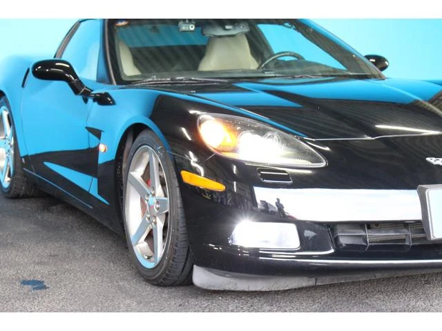 Chevrolet CORVETTE 26