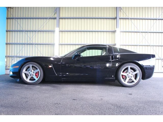 Chevrolet CORVETTE 38