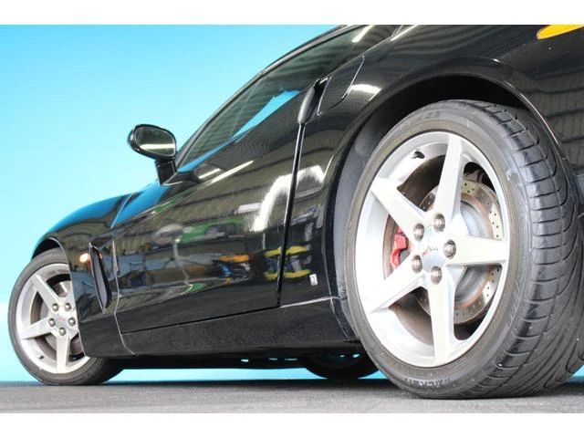 Chevrolet CORVETTE 40
