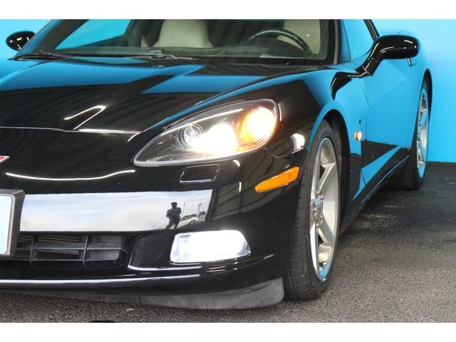 Chevrolet CORVETTE 29