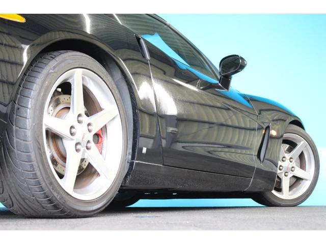 Chevrolet CORVETTE 42
