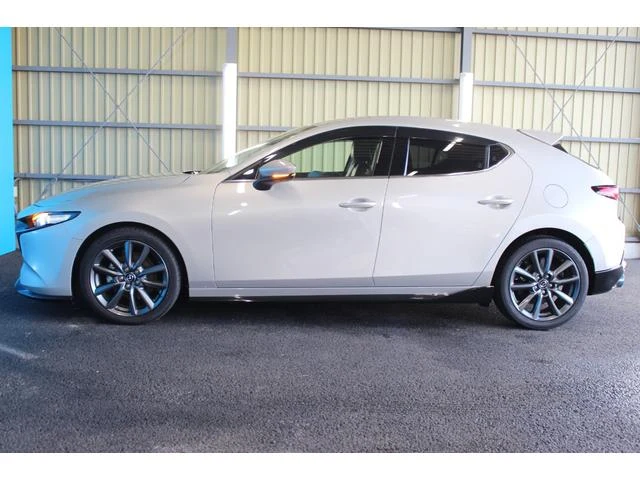 Mazda MAZDA3 30