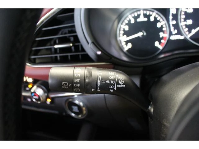 Mazda MAZDA3 57