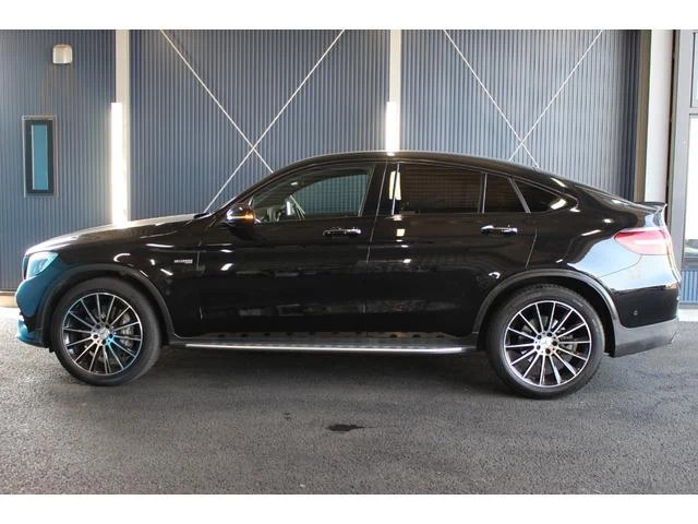 MERCEDES AMG GLC 20