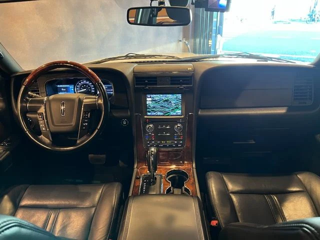 Lincoln NAVIGATOR 12