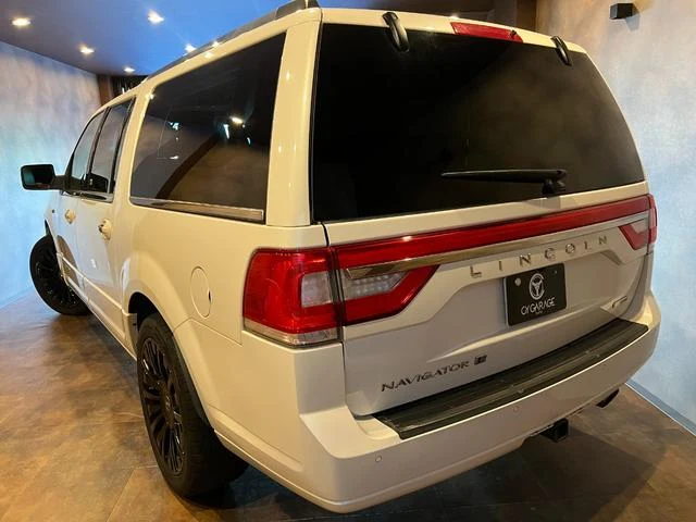 Lincoln NAVIGATOR 3