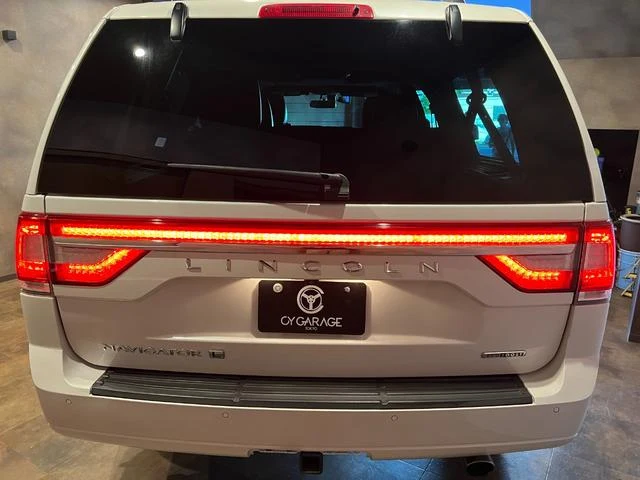 Lincoln NAVIGATOR 5