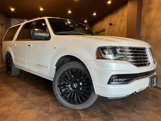 Lincoln NAVIGATOR 2